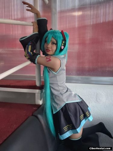 Akame Lyria, Cosplay, Hatsune Miku - Quickiie #10287